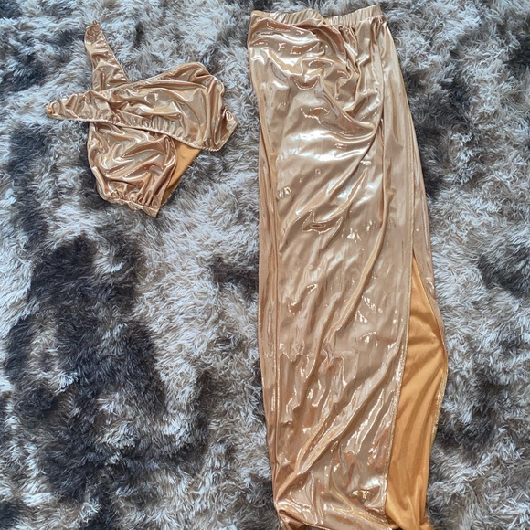 Two Piece MayukoMe Liquid Gold Set - Picture 3 of 4